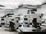 Used 2025 Nissan Frontier SV image 3