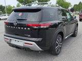 New 2025 Nissan Pathfinder Platinum image 5