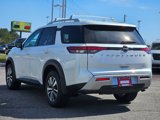 New 2025 Nissan Pathfinder SL image 4