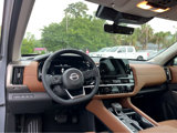 New 2025 Nissan Pathfinder Platinum image 4