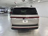 Used 2022 Lincoln Navigator L Reserve image 4