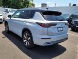 New 2025 Mitsubishi Outlander SEL image 3