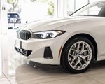 Used 2025 BMW 330i xDrive Sedan image 4