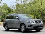 Used 2020 Nissan Pathfinder SV image 3