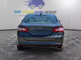 Used 2016 Ford Fusion SE w/ Equipment Group 202A image 4