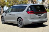New 2025 Chrysler Pacifica Premium image 5