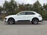 Used 2024 Porsche Macan image 2
