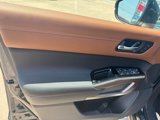 New 2025 Nissan Pathfinder Platinum image 4