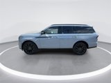 New 2025 Lincoln Navigator Reserve image 5