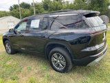 Used 2025 Chevrolet Traverse LT image 4