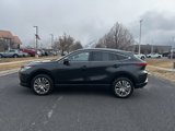 Used 2023 Toyota Venza XLE image 2