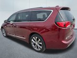 Used 2020 Chrysler Pacifica Limited image 3
