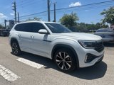 Used 2024 Volkswagen Atlas SEL Premium R-Line image 2