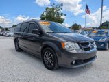 Used 2017 Dodge Grand Caravan SXT w/ Driver Convenience Group image 3