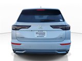 New 2025 Mitsubishi Outlander SE image 6