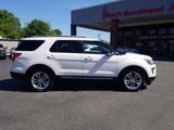Used 2018 Ford Explorer XLT w/ Equipment Group 202A image 4