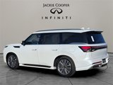 New 2025 INFINITI QX80 Luxe image 3