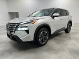 Used 2024 Nissan Rogue SV image 3