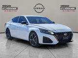 Used 2023 Nissan Altima 2.5 SR image 3