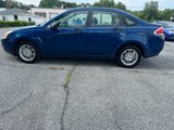 Used 2009 Ford Focus SE image 2