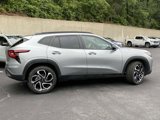 Used 2024 Chevrolet Trax RS w/ Driver Confidence Package image 2