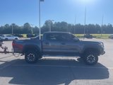 Used 2018 Toyota Tacoma TRD Off-Road w/ TRD Premium Off Road Package image 2