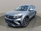 Used 2022 Volkswagen Taos SE image 2