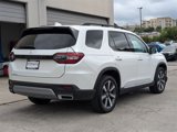 Used 2024 Honda Pilot Touring image 6