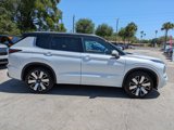 New 2025 Mitsubishi Outlander SEL image 3