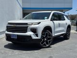 New 2025 Chevrolet Traverse High Country image 2