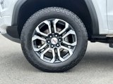 Certified 2024 GMC Canyon AT4 image 3