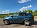Used 2014 Kia Sorento LX image 2