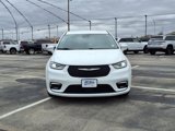 Used 2022 Chrysler Pacifica Touring-L image 2
