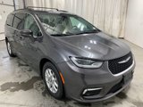 Used 2022 Chrysler Pacifica Touring-L image 2
