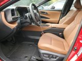 Used 2025 Toyota Crown Signia w/ Advanced Technology Package image 6
