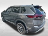 Used 2023 Nissan Rogue S image 3