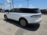 Used 2020 Lincoln Aviator Reserve w/ Equipment Group 201A image 4