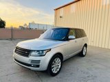 Used 2017 Land Rover Range Rover HSE image 3