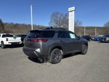 New 2025 Nissan Pathfinder SV image 5