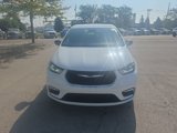 New 2026 Chrysler Pacifica Select image 2