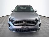 Used 2024 Volkswagen Atlas SE image 2