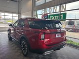 New 2025 Ford Explorer Platinum image 4