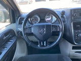 Used 2016 Dodge Grand Caravan SE image 5