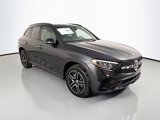 Used 2025 Mercedes-Benz GLC 300 4MATIC image 3