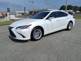 Used 2024 Lexus ES 300h w/ Luxury Package image 5