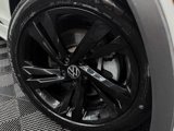 Used 2023 Volkswagen Tiguan SE R-Line image 2