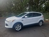 Used 2016 Ford Escape SE w/ Equipment Group 201A image 2
