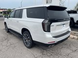 New 2025 Chevrolet Suburban High Country image 3