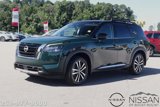 New 2025 Nissan Pathfinder Platinum image 3