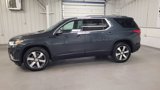 Used 2021 Chevrolet Traverse LT w/ LT Premium Package image 3